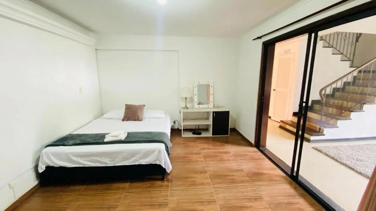 Apartment Casa Encanto Laureles! Casa Premium Medellin Con Parking- Estadio, Metro