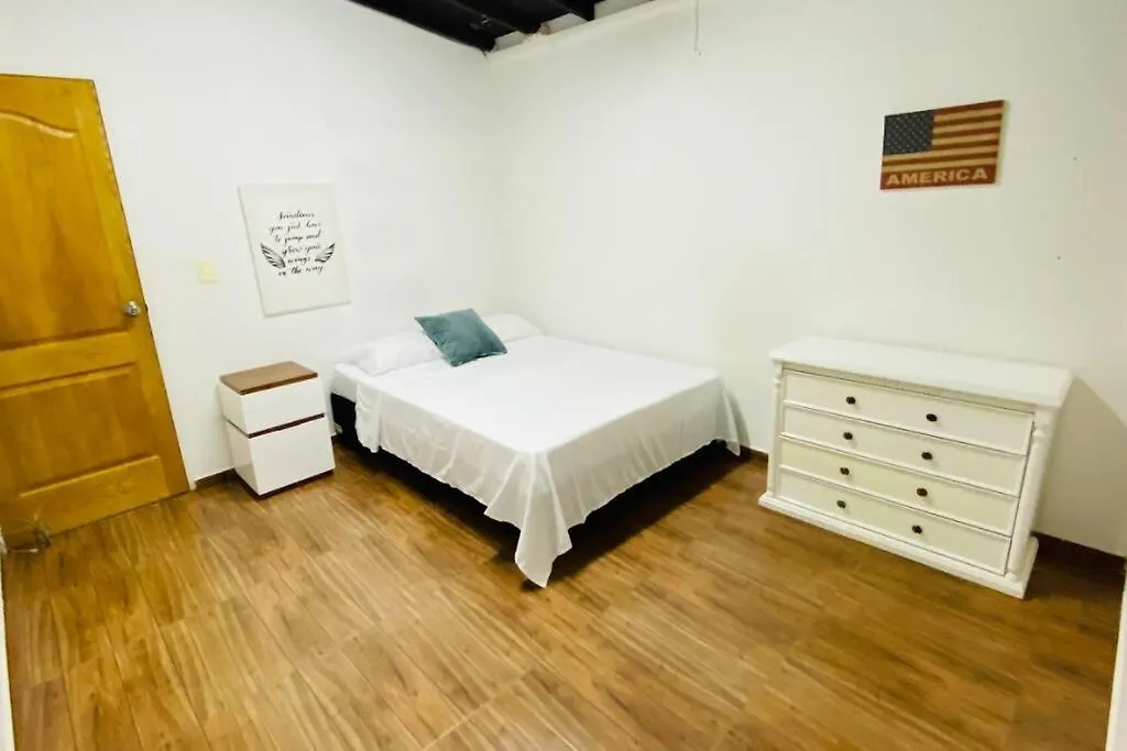 Apartment Casa Encanto Laureles! Casa Premium Medellin Con Parking- Estadio, Metro