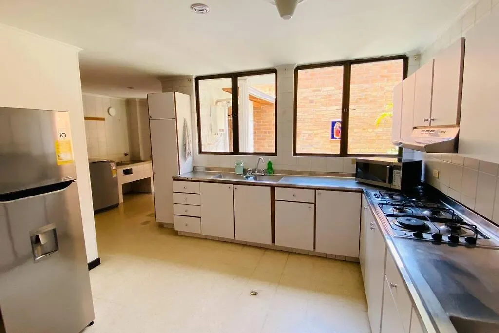 Casa Encanto Laureles! Casa Premium Medellin Con Parking- Estadio, Metro 0*,